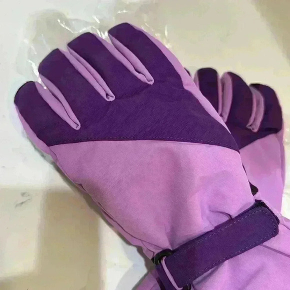 Lands’ End Women Purple Medium Gloves NEW - Picture 3 of 5